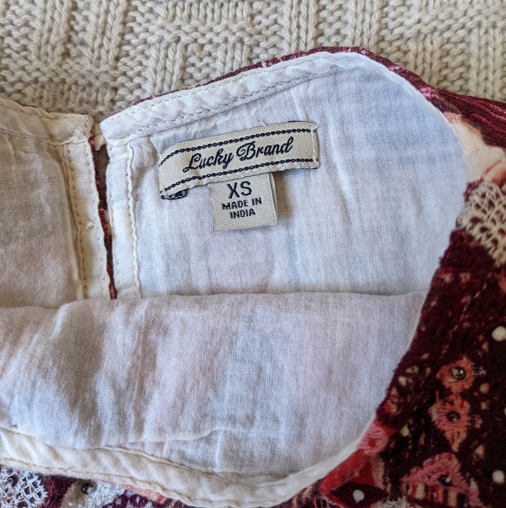 Lucky Brand Women's Top - EUC - Picture 9 of 14
